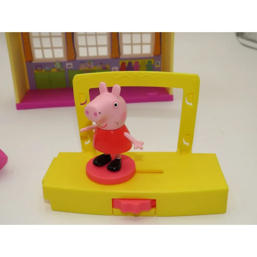 Peppa Pig Peppa's Adventures Peppa's School Playgroup Preschool Playset